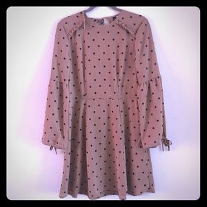 NWOT H&M DIVIDED cute tan polka dress.